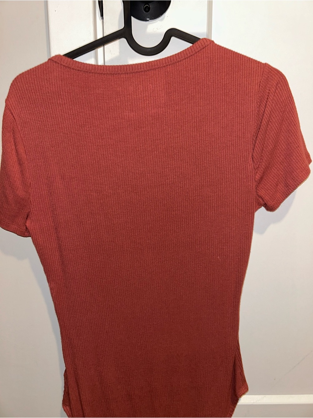 AERO Ribbed Button-Front Bodysuit - Rust - Picture 6 of 6